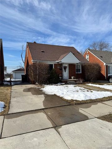 27277 Leroy Street, Roseville, MI 48066