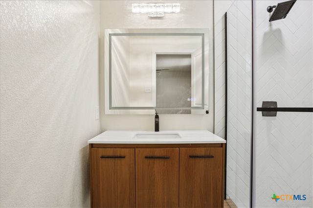 348 County Road 4876, Copperas Cove, TX 76522