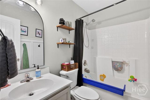 268 Scarlett Lane, Richmond Hill, GA 31324