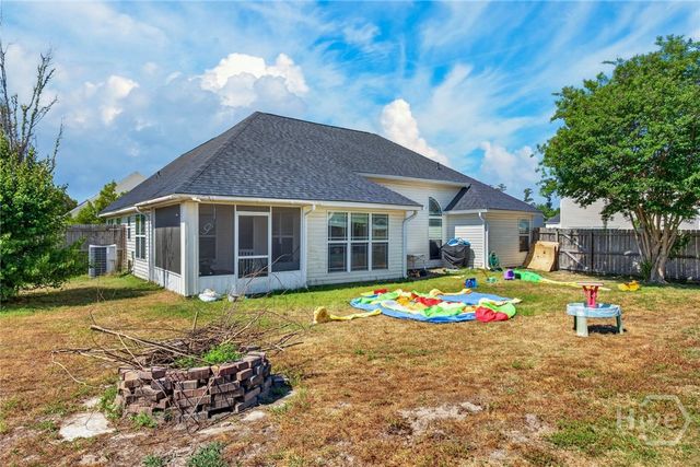 268 Scarlett Lane, Richmond Hill, GA 31324