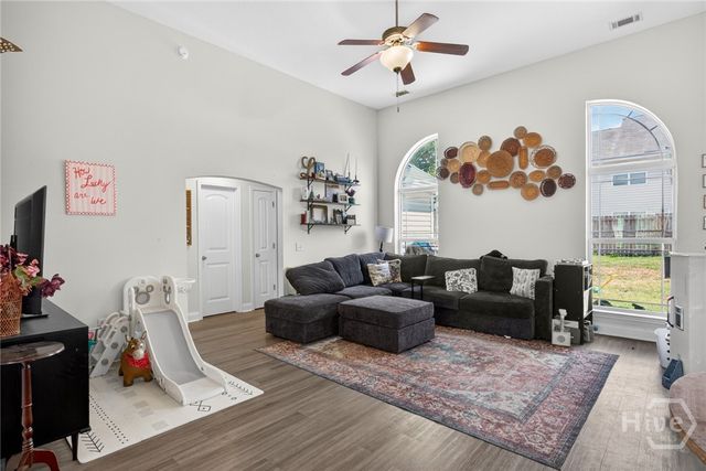 268 Scarlett Lane, Richmond Hill, GA 31324