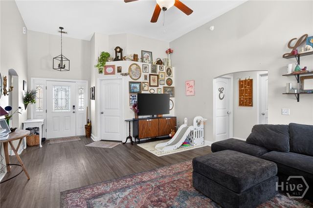 268 Scarlett Lane, Richmond Hill, GA 31324