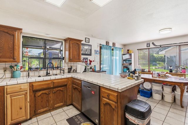 40875 Griffin Dr, Oakhurst, CA 93644