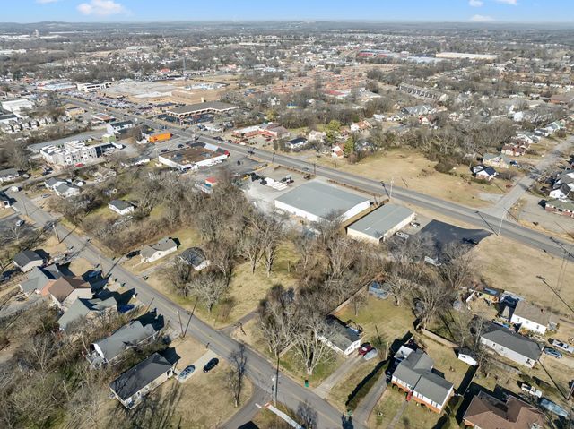 329 Sycamore St, Lebanon, TN 37087