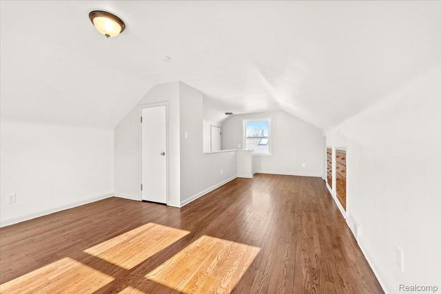 6740 Larme Avenue, Allen Park, MI 48101