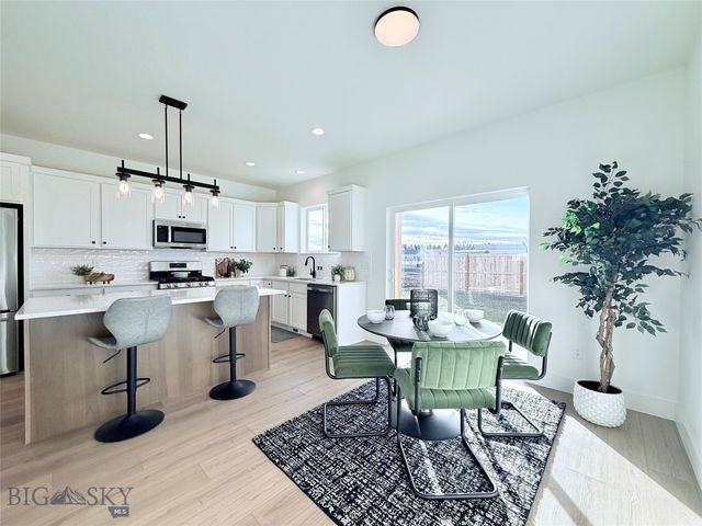 854 Accolade Loop, Belgrade, MT 59714