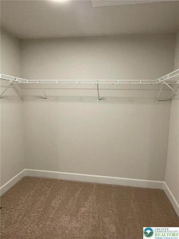 5043 Chapmans Road, South Whitehall Twp, PA 18104