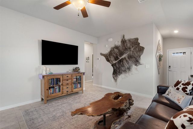 13109 Brave Tenderfoot TRL, Buda, TX 78610