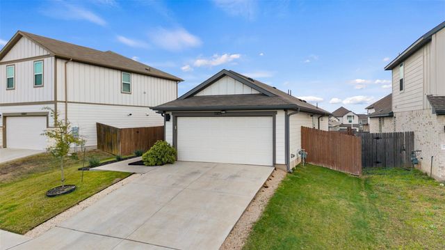 13109 Brave Tenderfoot TRL, Buda, TX 78610
