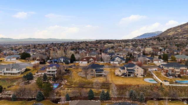 1963 CHEROKEE CIR, Ogden, UT 84403