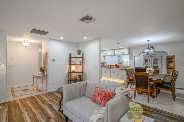 1516 FOX CREEK DRIVE, Sarasota, FL 34240