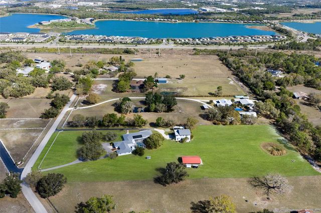 1516 FOX CREEK DRIVE, Sarasota, FL 34240