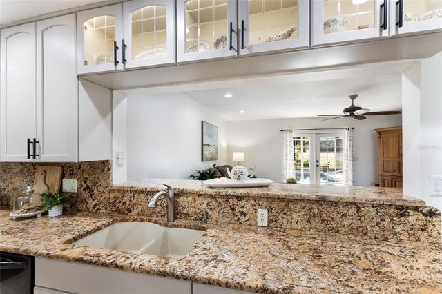 1516 FOX CREEK DRIVE, Sarasota, FL 34240