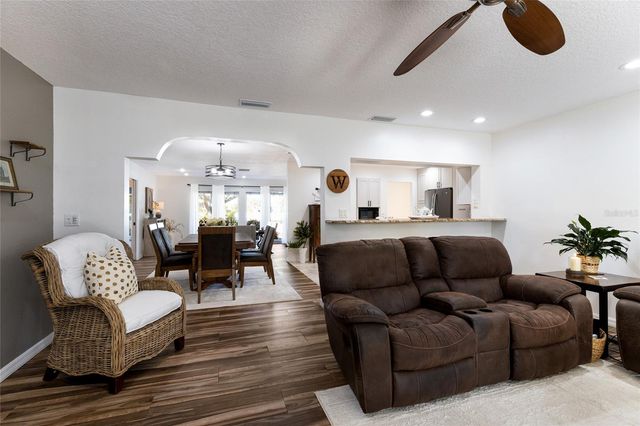 1516 FOX CREEK DRIVE, Sarasota, FL 34240