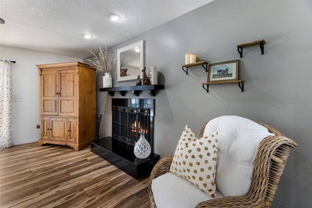 1516 FOX CREEK DRIVE, Sarasota, FL 34240