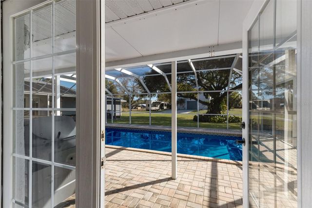 1516 FOX CREEK DRIVE, Sarasota, FL 34240