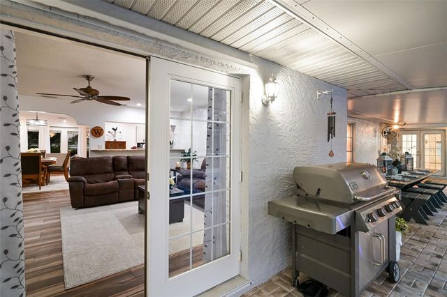 1516 FOX CREEK DRIVE, Sarasota, FL 34240