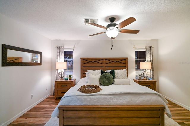 1516 FOX CREEK DRIVE, Sarasota, FL 34240