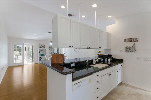 1516 FOX CREEK DRIVE, Sarasota, FL 34240