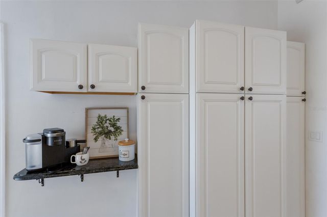 1516 FOX CREEK DRIVE, Sarasota, FL 34240