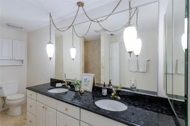 1516 FOX CREEK DRIVE, Sarasota, FL 34240