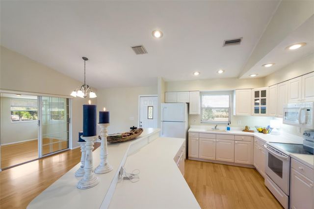 1516 FOX CREEK DRIVE, Sarasota, FL 34240