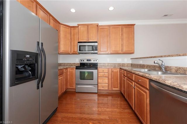4855 Sterling Brooke Lane, Winston-salem, NC 27103