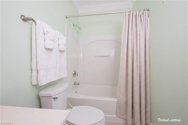 4855 Sterling Brooke Lane, Winston-salem, NC 27103