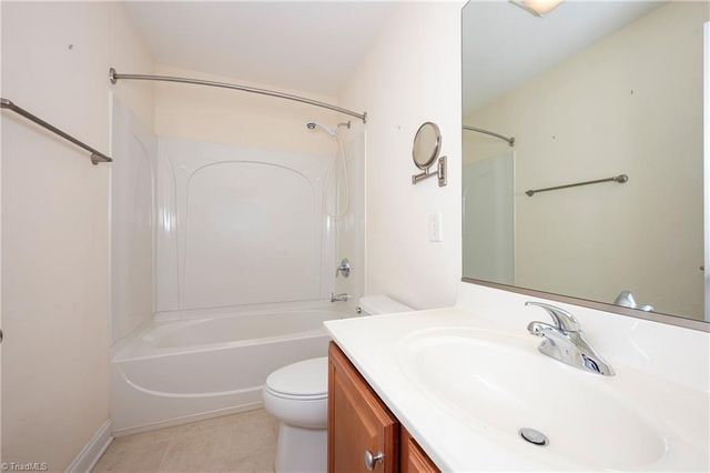4855 Sterling Brooke Lane, Winston-salem, NC 27103