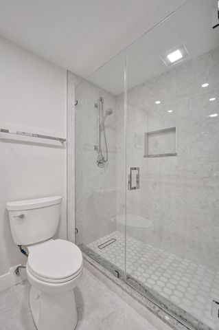 3145 NE 48th Court 215, Lighthouse Point, FL 33064