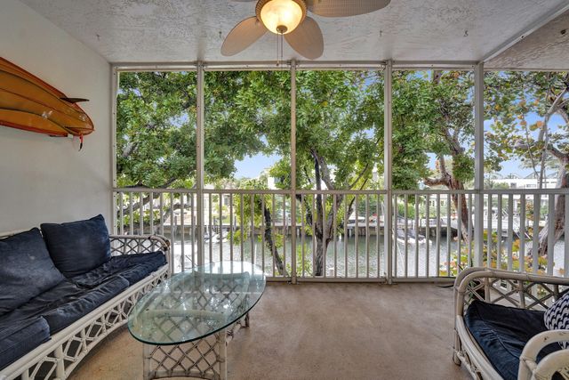 3145 NE 48th Court 215, Lighthouse Point, FL 33064