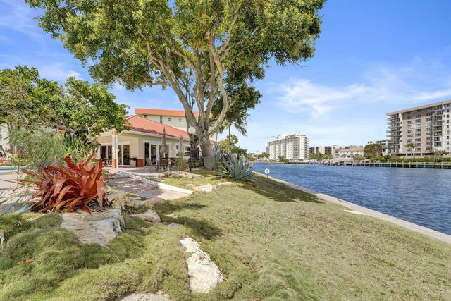3145 NE 48th Court 215, Lighthouse Point, FL 33064