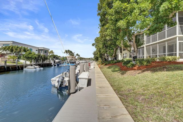 3145 NE 48th Court 215, Lighthouse Point, FL 33064