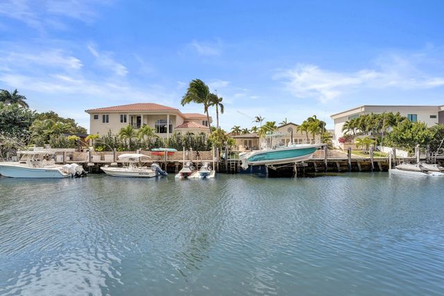 3145 NE 48th Court 215, Lighthouse Point, FL 33064