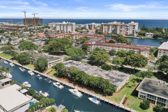 3145 NE 48th Court 215, Lighthouse Point, FL 33064