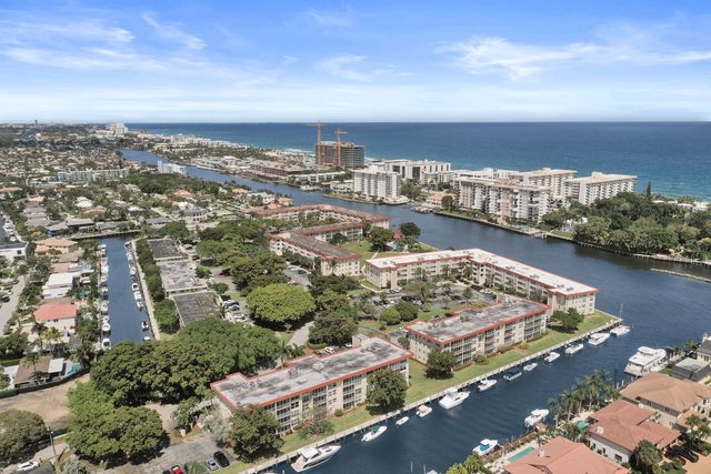 3145 NE 48th Court 215, Lighthouse Point, FL 33064