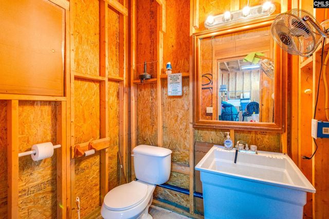 1335 Highway 21, Swansea, SC 29160