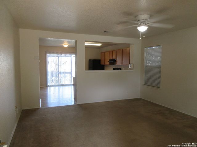 5015 Bending Trail, San Antonio, TX 78247