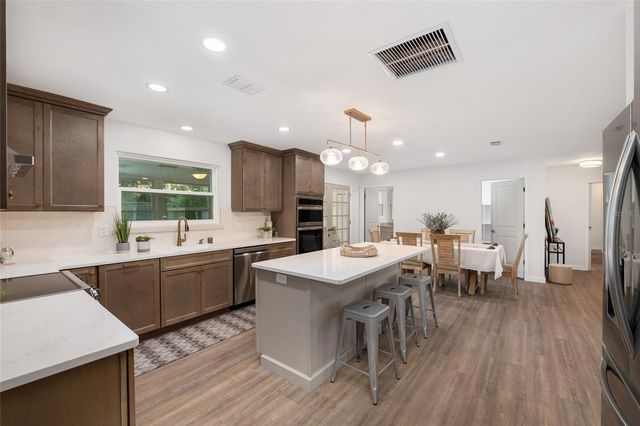 4960 SE 17TH STREET, Ocala, FL 34471