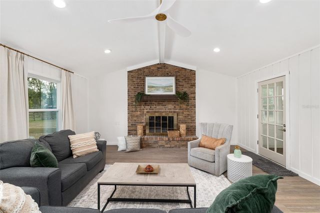 4960 SE 17TH STREET, Ocala, FL 34471