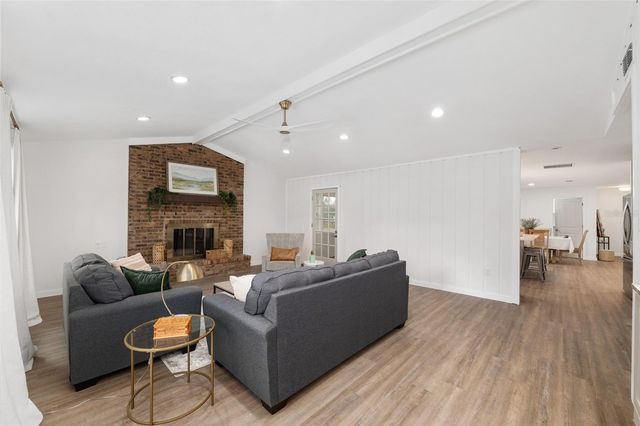 4960 SE 17TH STREET, Ocala, FL 34471