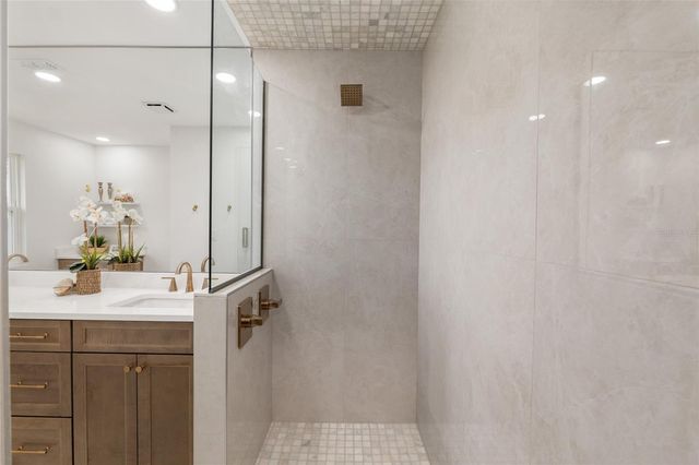 4960 SE 17TH STREET, Ocala, FL 34471