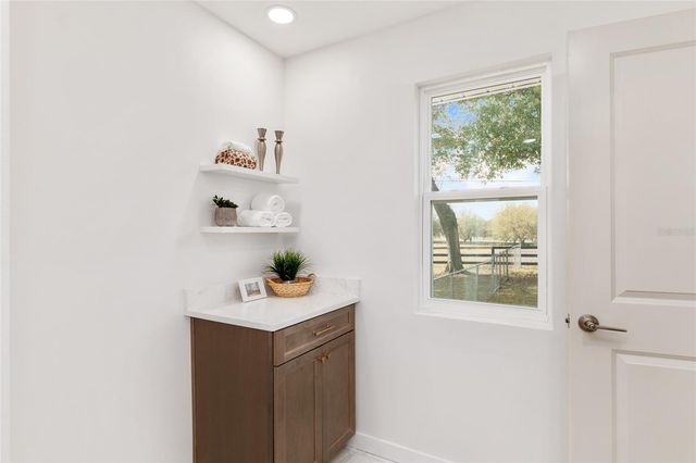 4960 SE 17TH STREET, Ocala, FL 34471