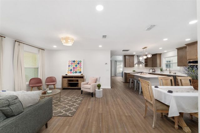 4960 SE 17TH STREET, Ocala, FL 34471