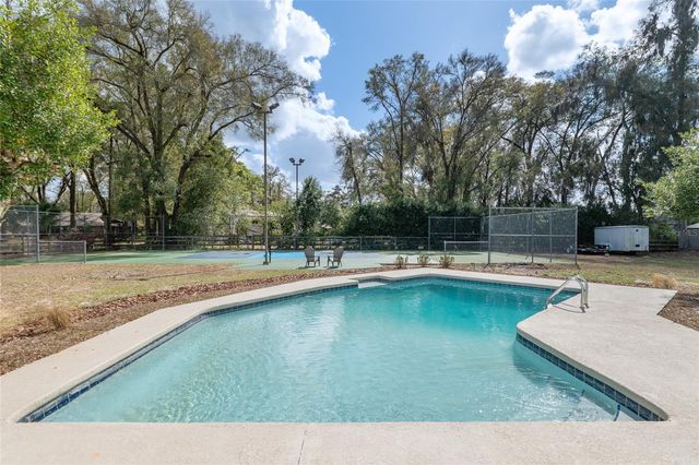 4960 SE 17TH STREET, Ocala, FL 34471