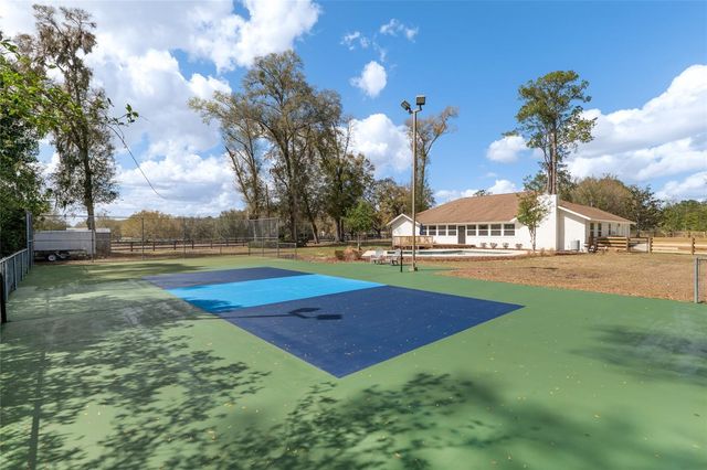 4960 SE 17TH STREET, Ocala, FL 34471