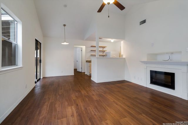 7507 Branston, San Antonio, TX 78250