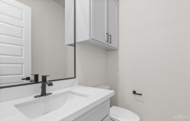 2906 Golden Bear Drive, Harlingen, TX 78550