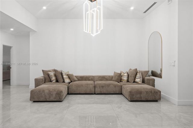 3634 SW 156th Ct 3634, Miami, FL 33185