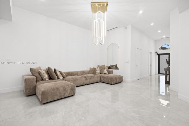 3634 SW 156th Ct 3634, Miami, FL 33185